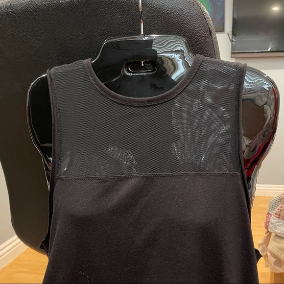 “Golden” muscle tee - Picture 3 of 4